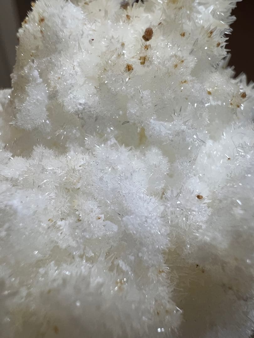 ホワイトアラゴナイト　霰石 　あられいし　水晶　自然石　鉱物標本①