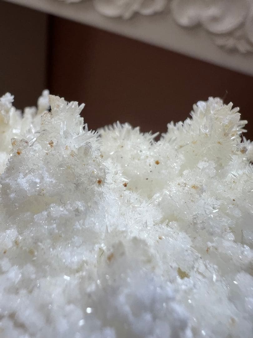 ホワイトアラゴナイト　霰石 　あられいし　水晶　自然石　鉱物標本①