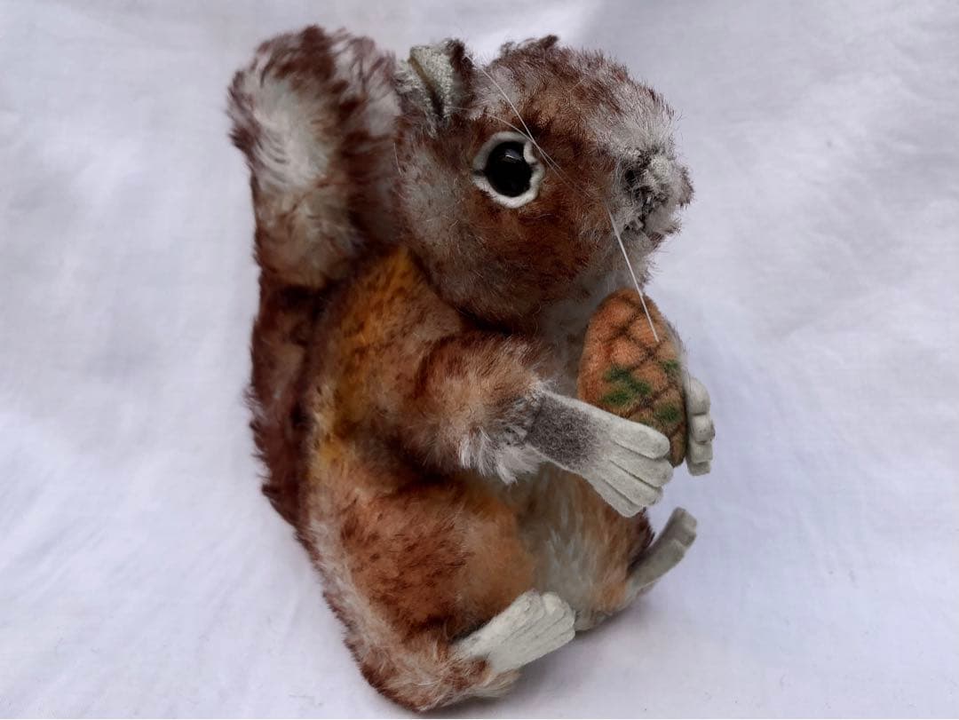 Steiff 　リスのPeri