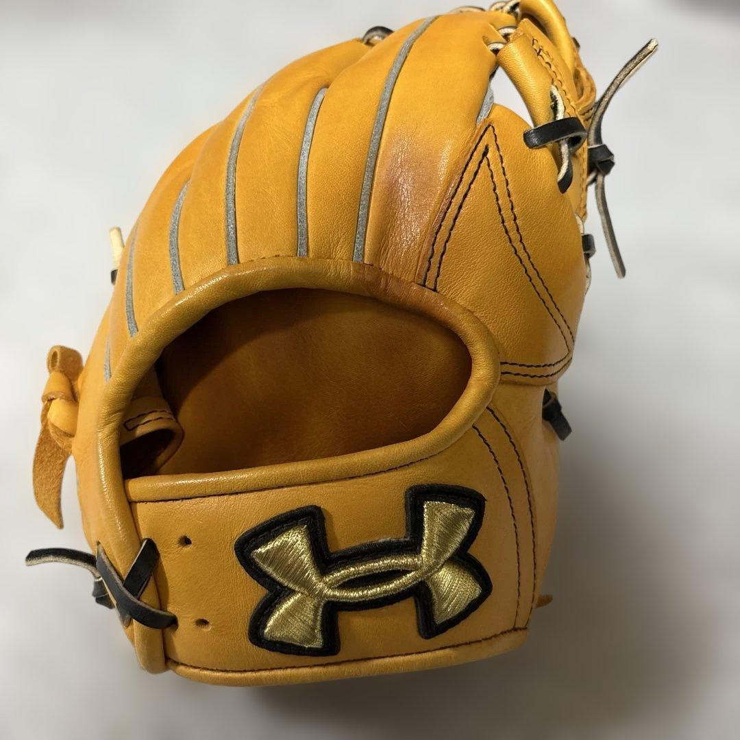 Under Armour 野球グローブ軟式 右投げ用 オレンジ