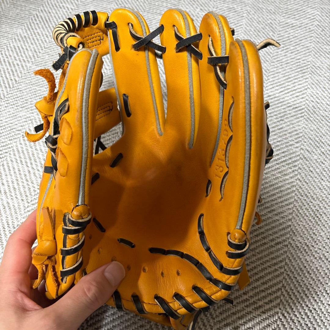 Under Armour 野球グローブ軟式 右投げ用 オレンジ