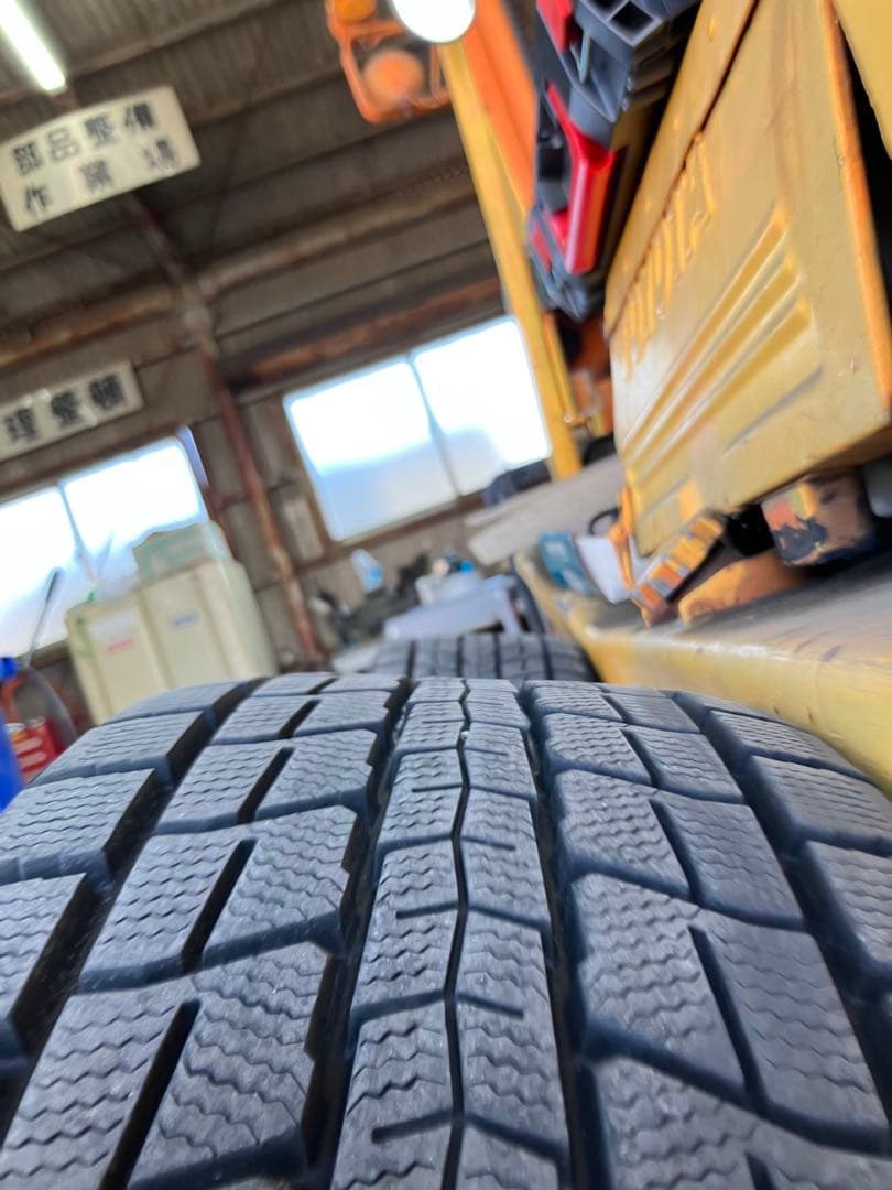 DUNLOP スノータイヤ 225/55 R18