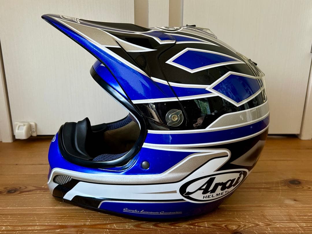 セキュリティ・セーフティ Arai V-Cross2 pro windham