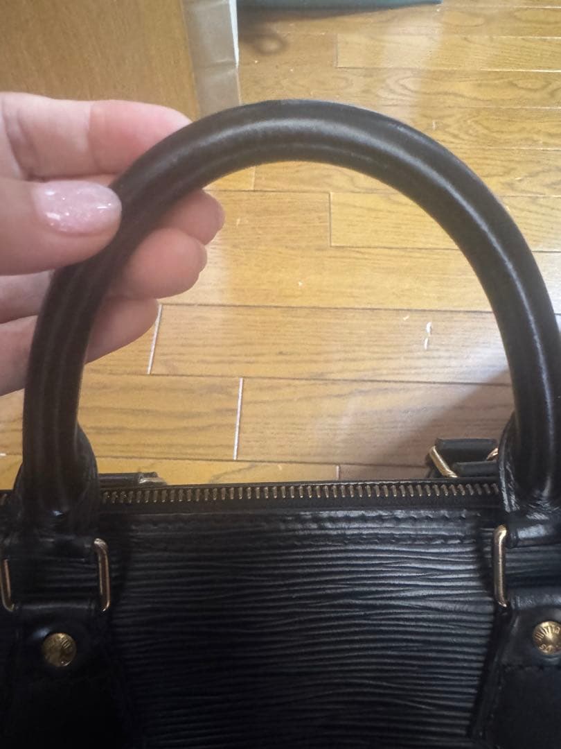 ルイヴィトンスピーディ30エピ黒