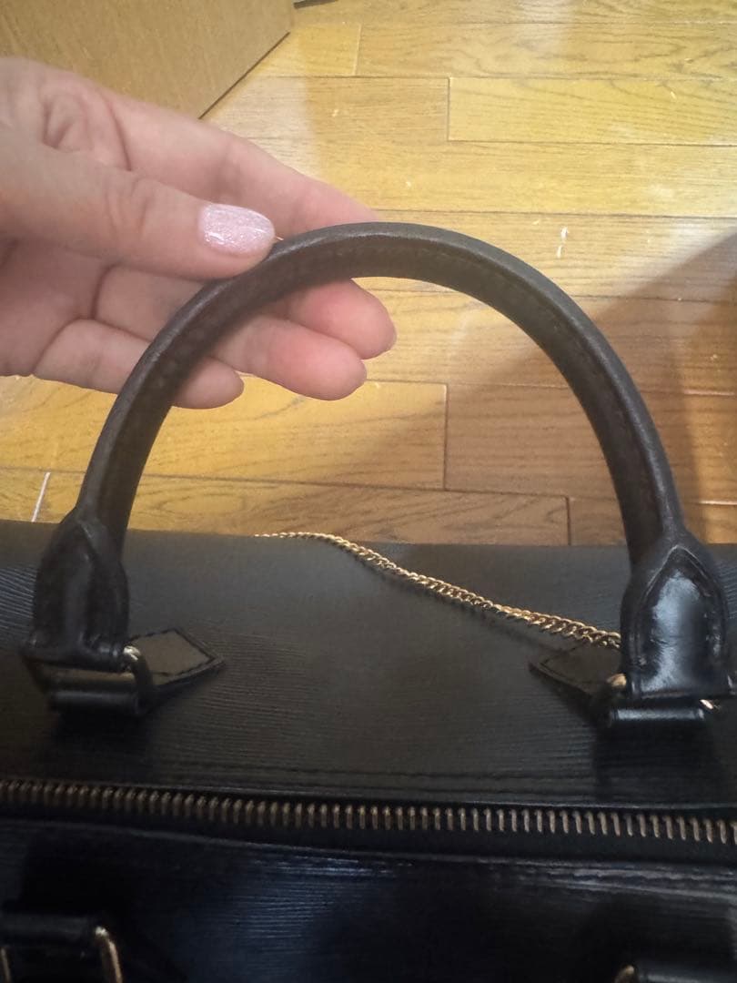 ルイヴィトンスピーディ30エピ黒