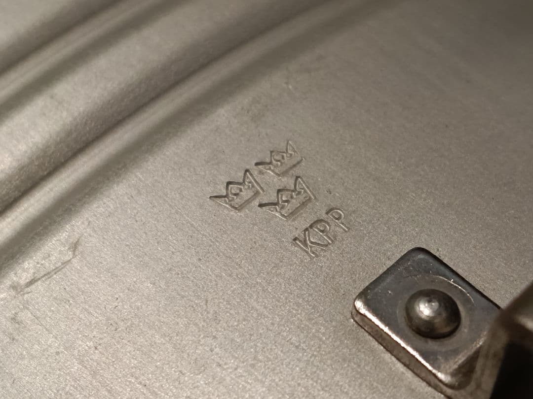 スウェーデン軍 飯盒 スウェーデン飯盒 スリークラウン刻印あり