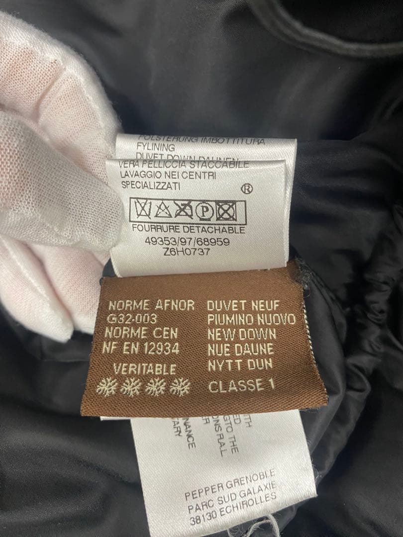 モンクレール　ダウンジャケット