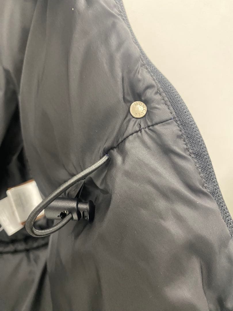 モンクレール　ダウンジャケット