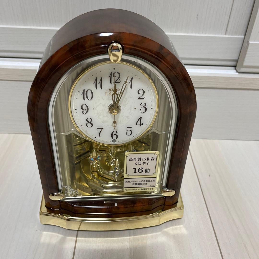 新品　SEIKO EMBLEM HW591B 置時計　クリスタル　スワロフスキー