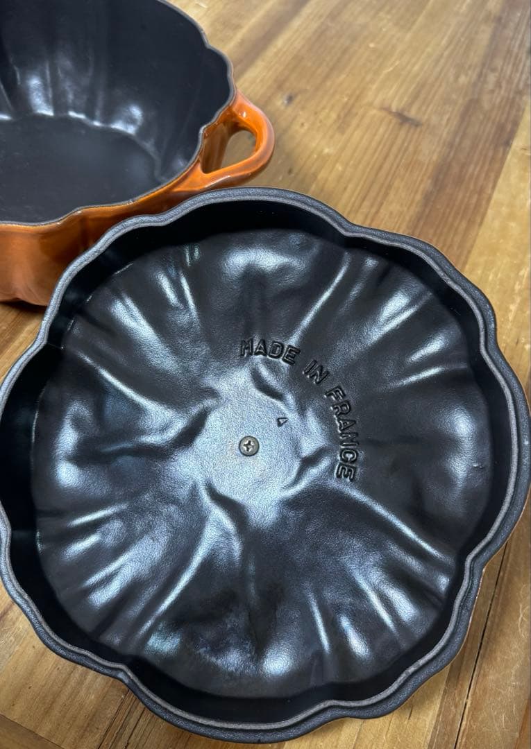 STAUB パンプキンココット 24cm