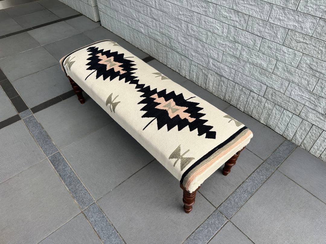 Ne WORKS キリム刺繍 木製脚ベンチスツール