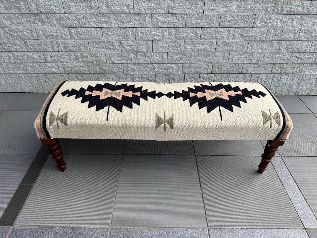 Ne WORKS キリム刺繍 木製脚ベンチスツール
