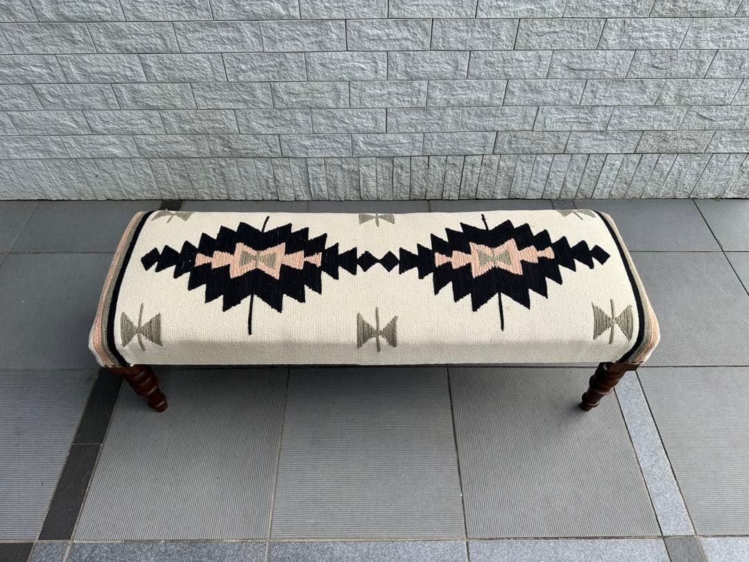 Ne WORKS キリム刺繍 木製脚ベンチスツール