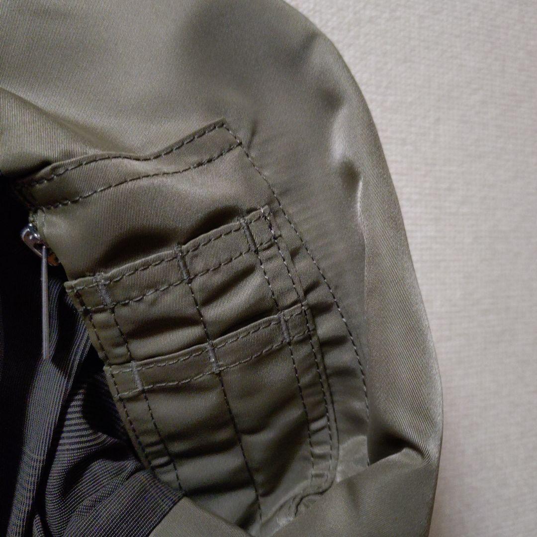 2025sacaiアシンメトリックデザイン 半袖シャツ ダークグレータグ付き