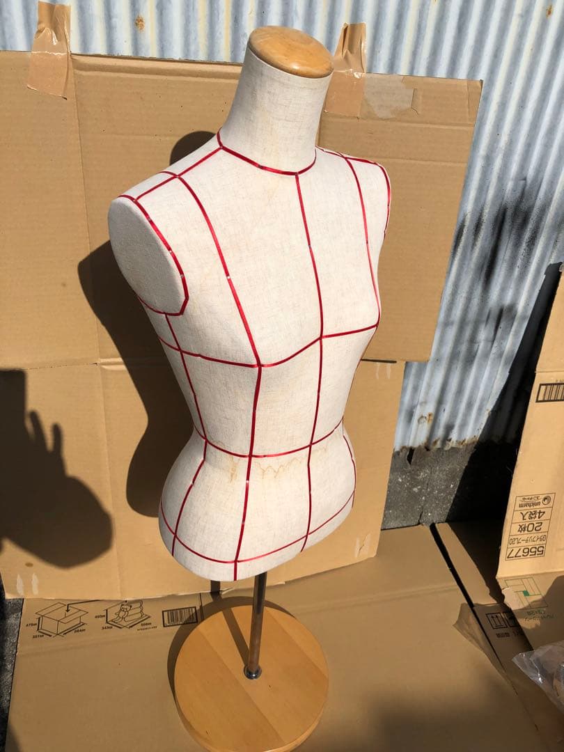 夢八トルソー　東京キイヤ　トルソーボディマネキン　ライン入り洋装ソーイング卓上型