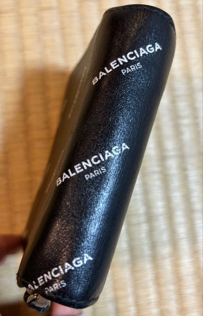 レ*イ様 balenciaga バレンシアガ 二つ折り財布