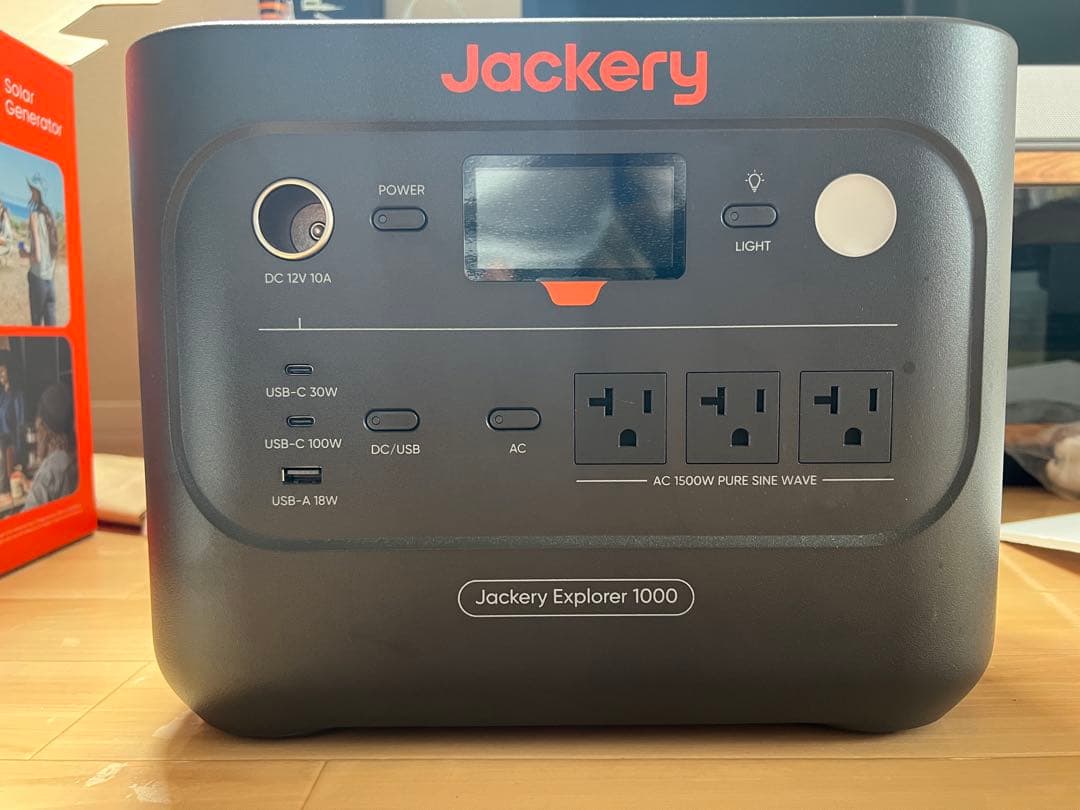 Jackeryポータブル電源1000Newと100Wソーラーパネルの2点セット