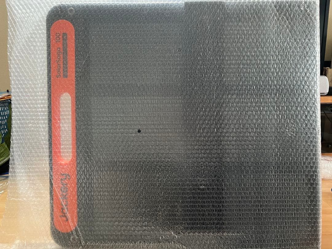 Jackeryポータブル電源1000Newと100Wソーラーパネルの2点セット