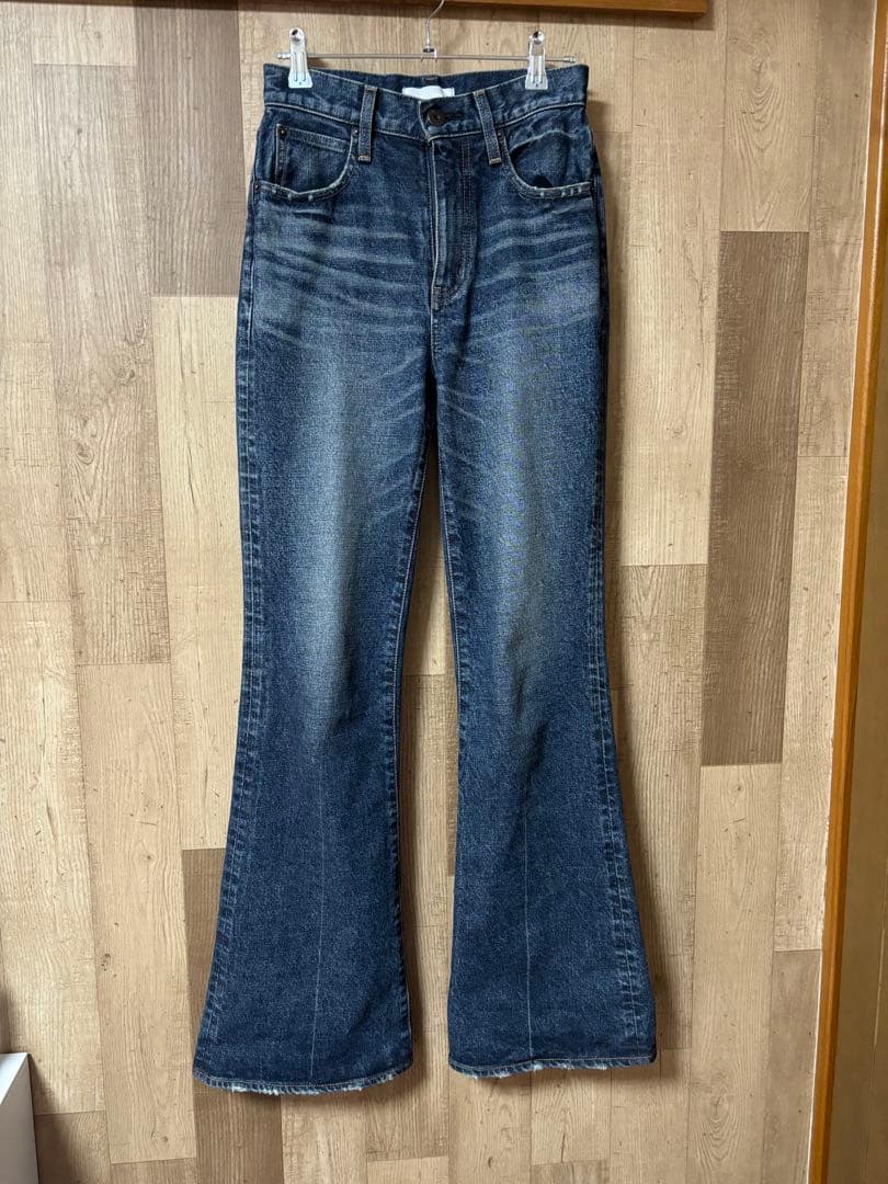 マウジー　MVS D/BLU FLARE　ロング　25インチ　フレアパンツ