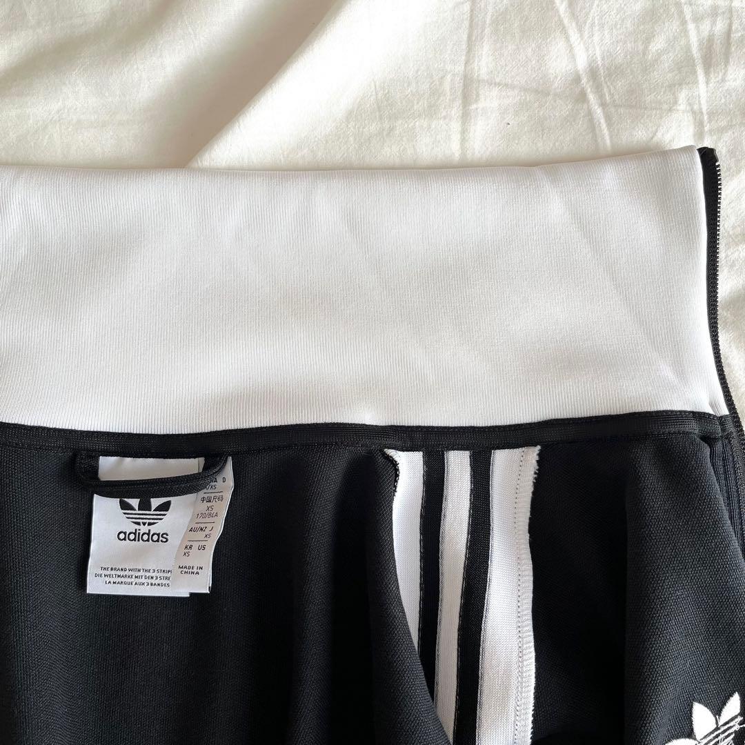 adidas ジャージ トラックジャケット　クラシック　XS 黒×白　３本ライン