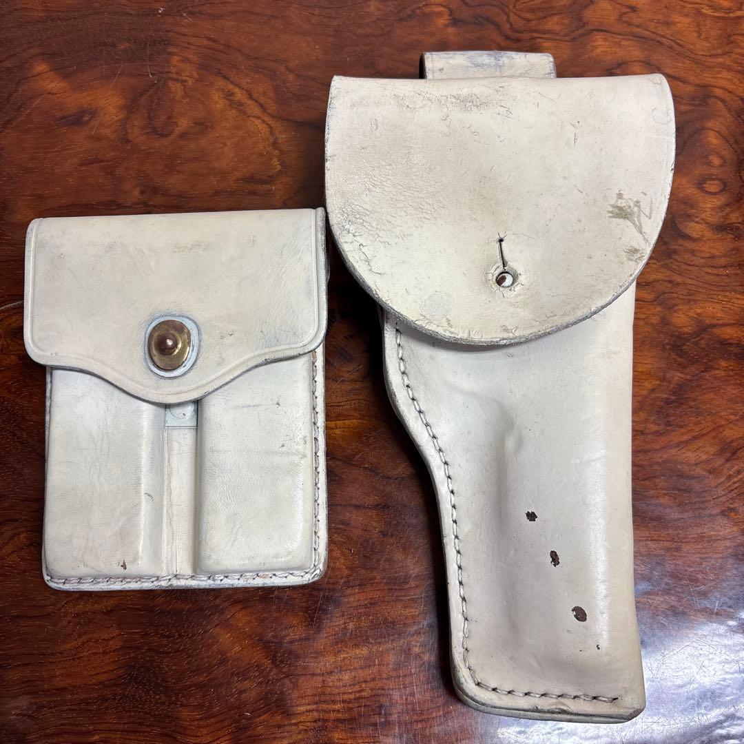 ホワイトレザー ホルスター　0205o232