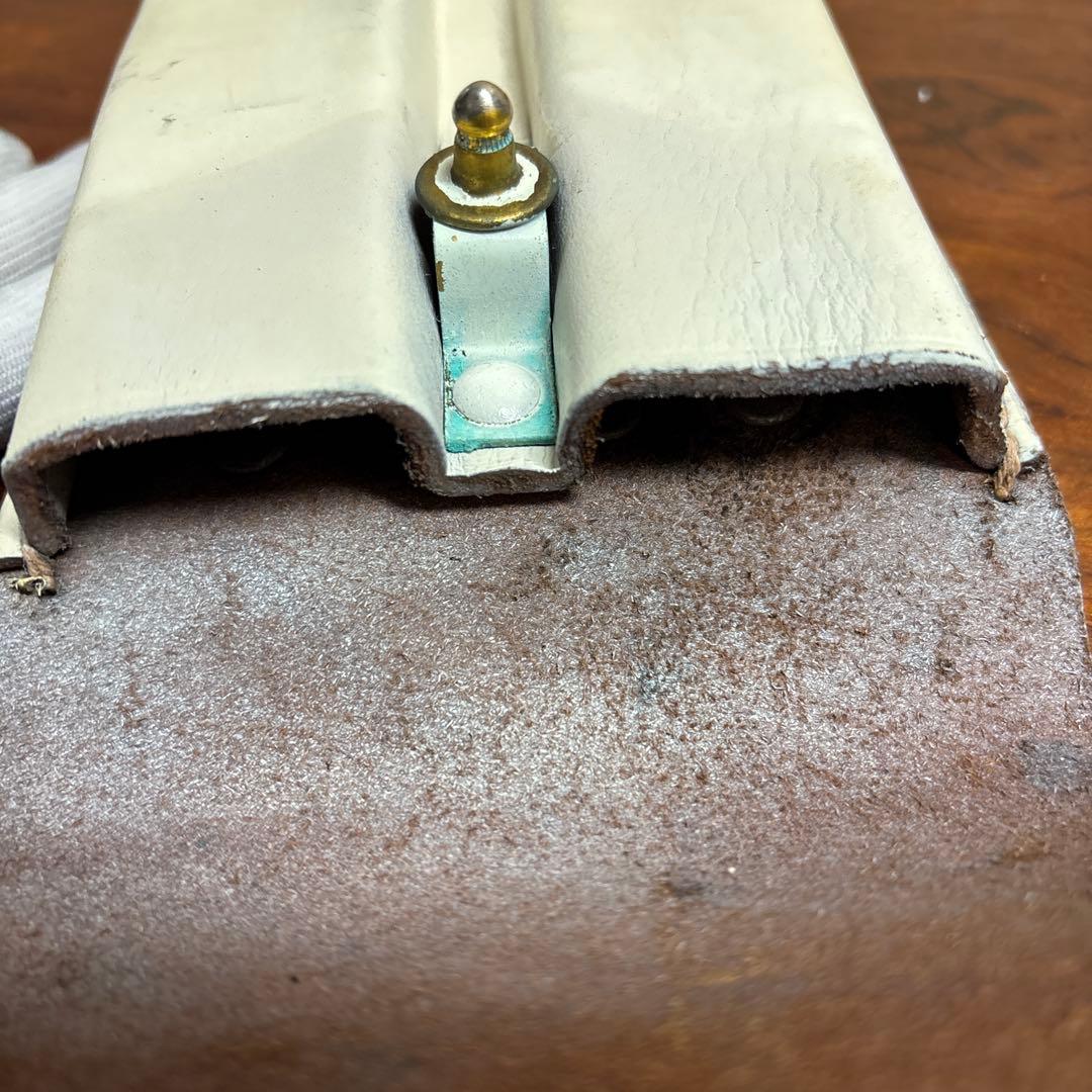 ホワイトレザー ホルスター　0205o232