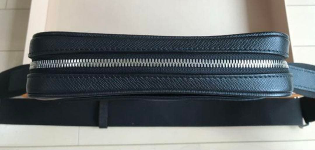 Louis Vuitton PPM Taiga メッセンジャー