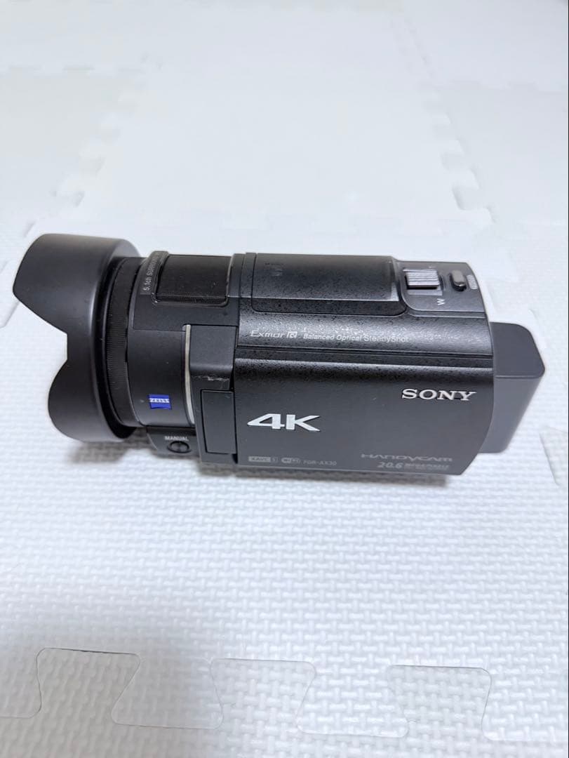 ビデオカメラ　SONY FDR-AX30