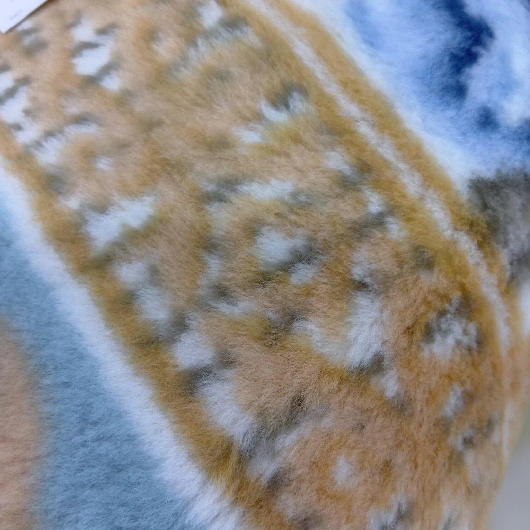 襟付アクリル2枚合わせ毛布 140x200cm　　ムートンタッチ　シングルサイズ