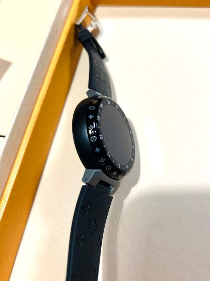 nontantan 様⭐︎Louis Vuitton スマートウォッチ