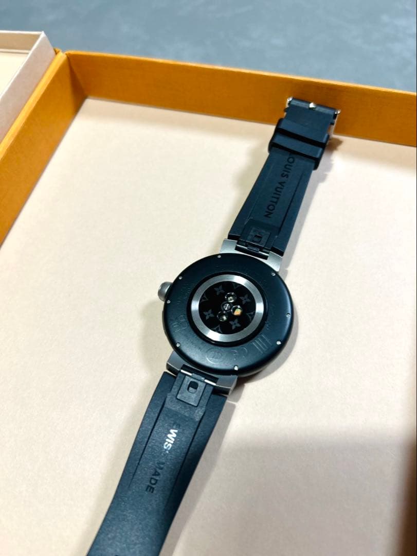 nontantan 様⭐︎Louis Vuitton スマートウォッチ