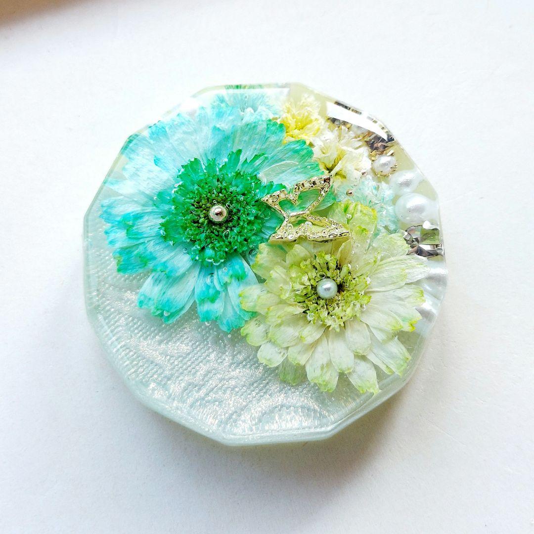 【1577】レジン　マトリカリア　ヘアゴム　ポニーフック　ブロ―チ　ハンドメイド