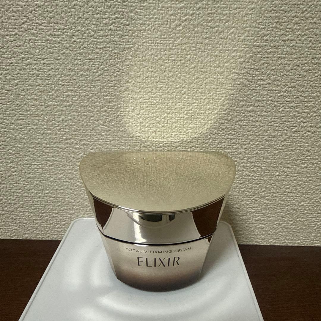 エリクシール　トータルVファーミングクリーム 50g