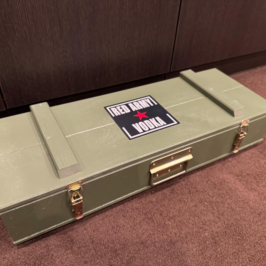 カラシニコフ ウォッカ RED ARMY VODKA AK-47