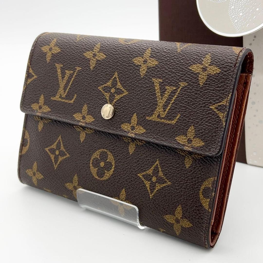 ルイヴィトン モノグラム 三つ折り財布 エテュイパピエ 男女兼用 パスケース付