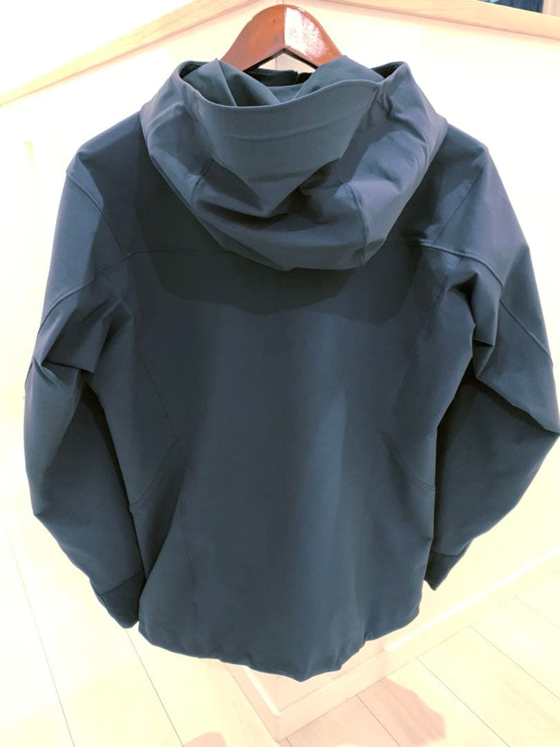 ARC'TERYX ガンマLTフーディ