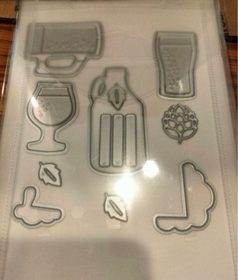 未使用　ビールスタンプ&ダイ　スタンピンアップ