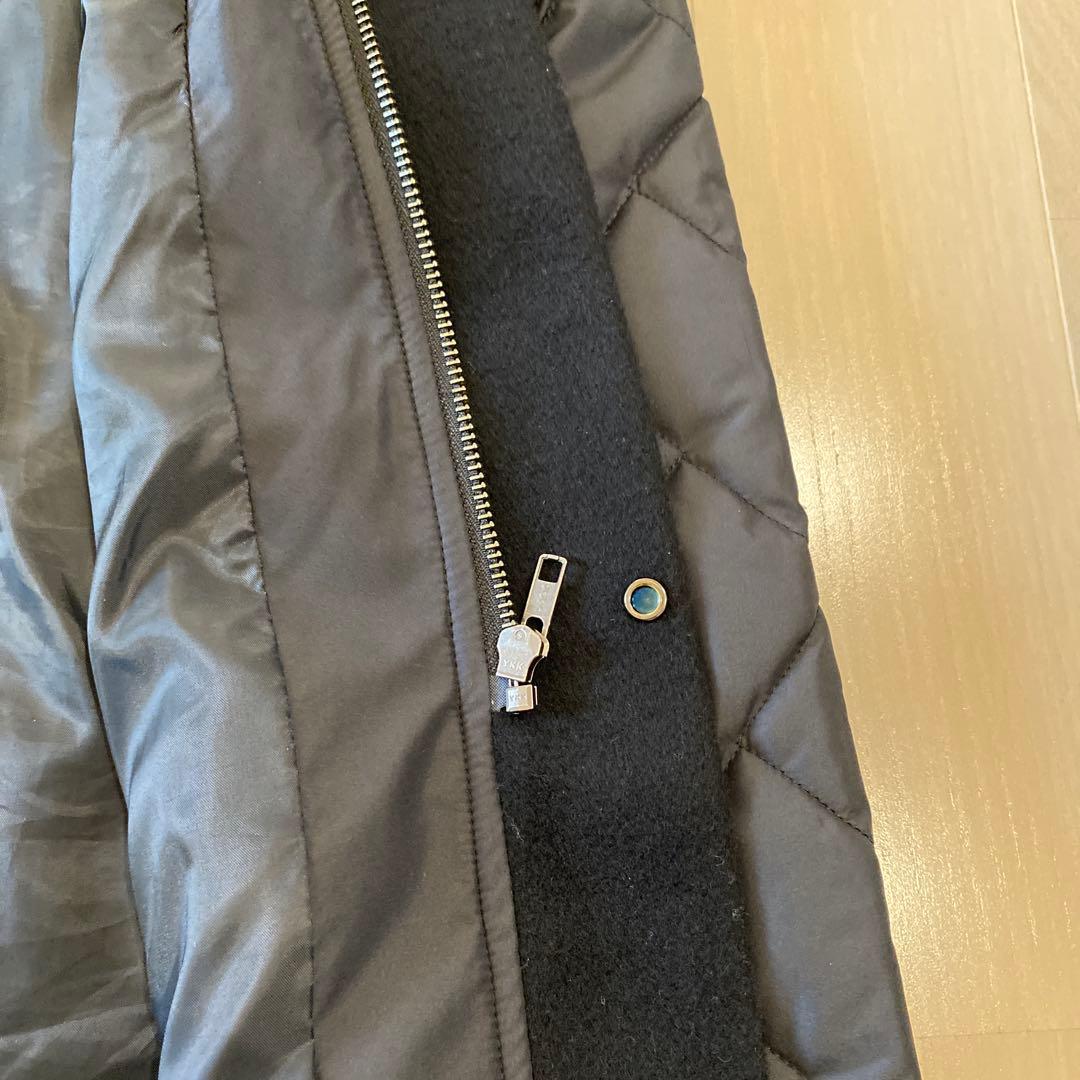 ブラック キルティング薄めダウンロングベスト 38 ほぼ未使用