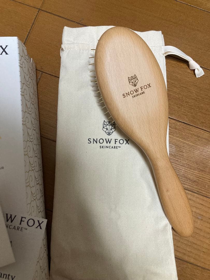  FOX プレミアム FOXカッサ ウッド ヘアブラシ　スノーフォックス