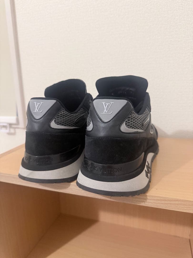 ルイヴィトン Louis vuitton ランナウェイラインスニーカー ブラック