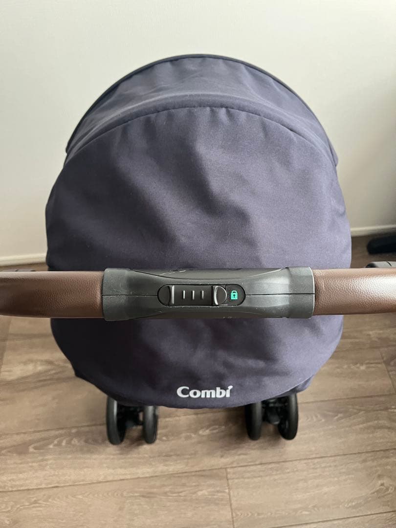 Combiベビーカー スゴカルSwitch plus エッグショック EX AQ