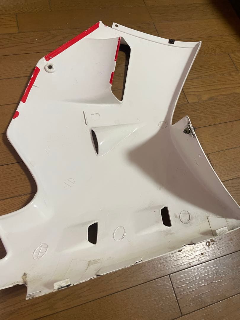 ホンダ　NS1 カウル(左と右)