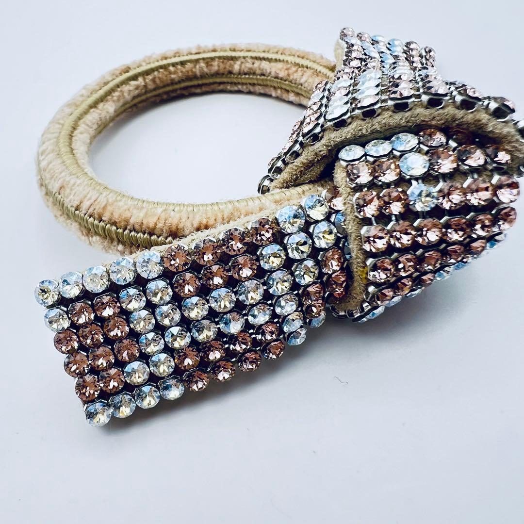 acca アッカ　クリスタル　ブリジットドレスポニー　ベージュ　ピンク×シルバー