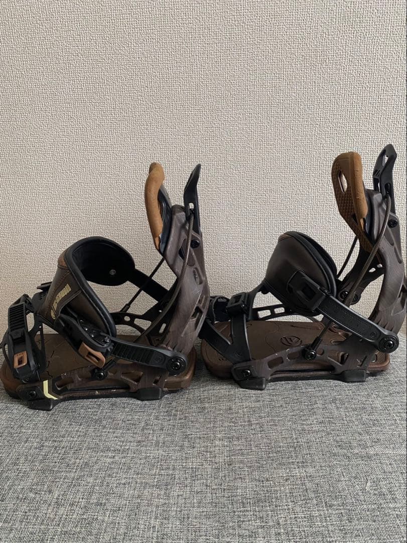 Flow NX2 Redwood Fusion スノボビンディング（限定モデル）