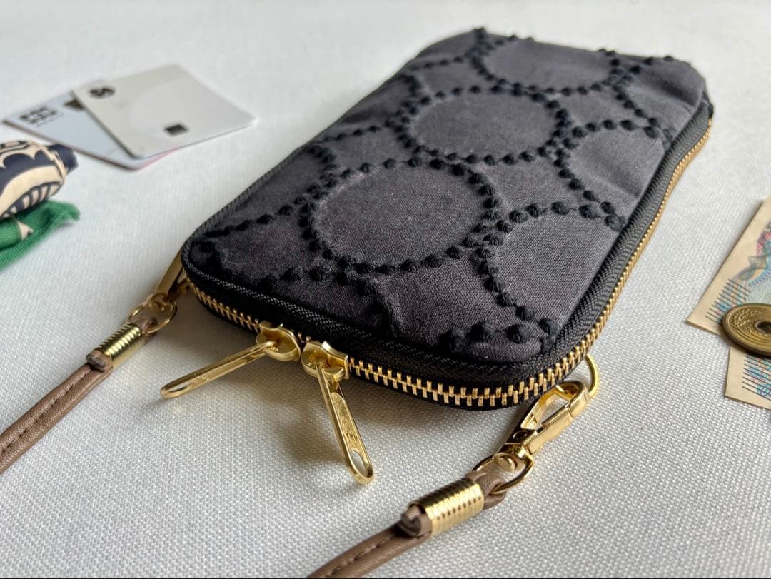 ★ゆか【スマホショルダー】ミナペルホネン タンバリン charcoal