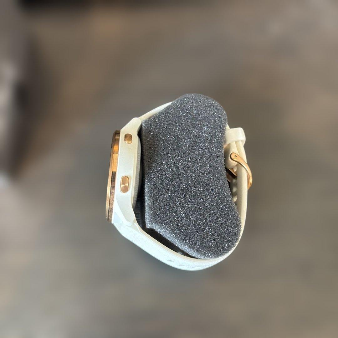 湖*︎様 GARMIN Vivoactive 4S ホワイト