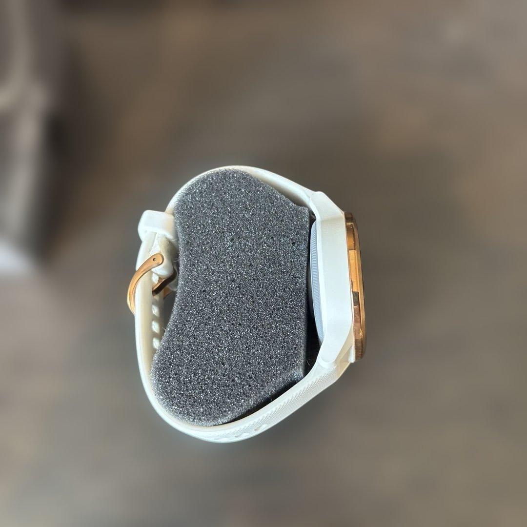 湖*︎様 GARMIN Vivoactive 4S ホワイト