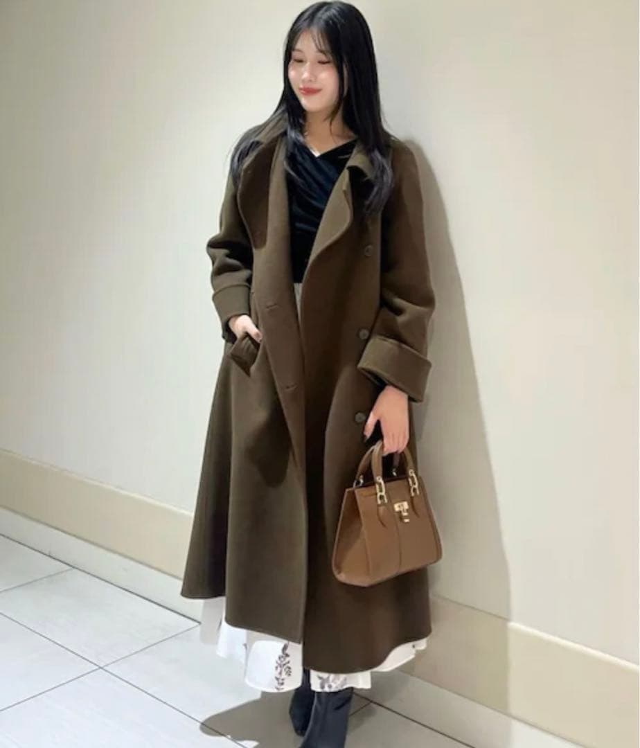 スナイデル　コート