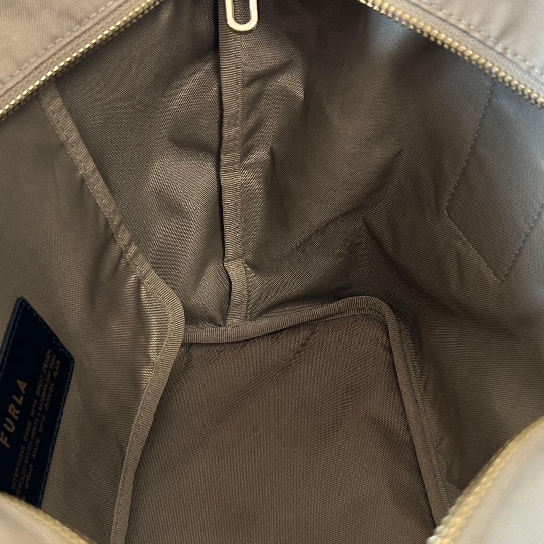 FURLA PIUMA フルラ　ピューマ　ショルダー　M ナイロンバッグ　黒