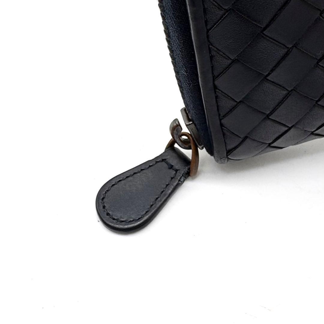 【美品】ボッテガヴェネタ 長財布 イントレチャート ラウンドジップ ネイビー